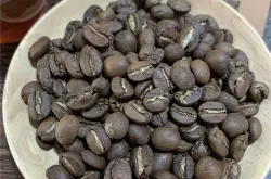 新手挑选咖啡豆要注意什么吗 浅烘深烘的养豆时间是一样的吗