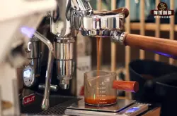 意式浓缩咖啡冲泡步骤 咖啡豆研磨豆特点 意式咖啡机如何萃取浓缩咖啡