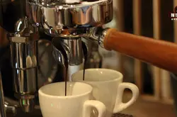 咖啡知识普及|意大利浓缩咖啡的制作步骤图解咖啡豆介绍