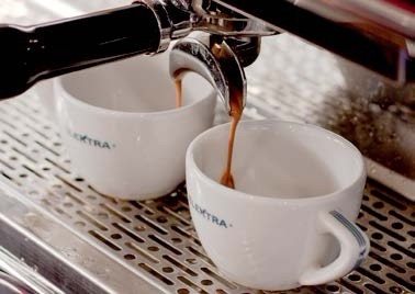 决定意式咖啡的品质最大缘由是咖啡师的专业性