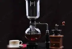 咖啡冲煮法-虹吸壶制作咖啡为何用抹布擦下壶？