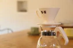 咖啡冲煮器具Kono品牌介绍：堀口咖啡限定版KONO名门树脂滤杯