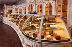 初见奢华甜点莫斯科普希金咖啡馆 与俄罗斯奢华格调的完美结合