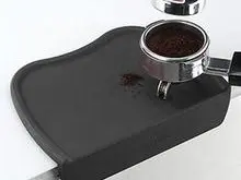意式咖啡制作萃取要点介绍：掌握整平和填壓咖啡粉的操作技巧