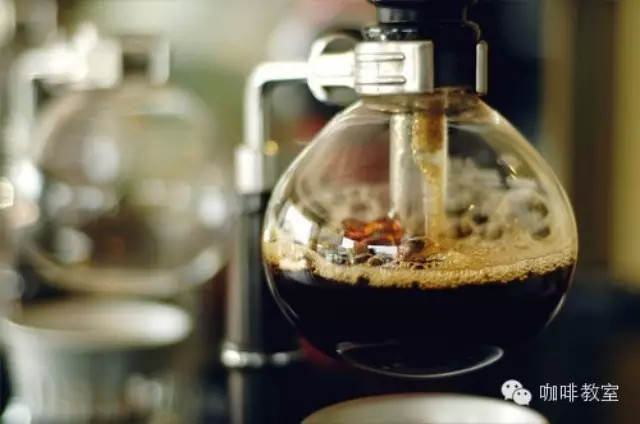 虹吸壶专业咖啡师 咖啡冲煮方式虹吸壶的操作使用方法及注意事项