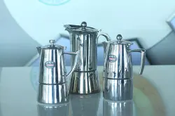 如何使用摩卡壶煮咖啡？摩卡壶正确使用方法安全注意事项
