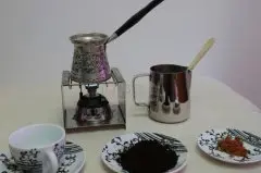 土耳其咖啡壶的操作步骤 土耳其咖啡壶制作咖啡的原料！
