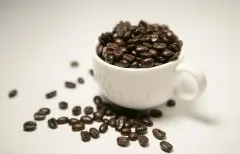咖啡里的咖啡因能重振心脏健康？