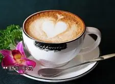阿拉热塞咖啡与牛奶咖啡 花式咖啡制作