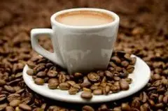 老年人喝咖啡应注意补钙 老年人可以喝咖啡吗？
