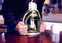 海鸥手压式咖啡机之咖啡制作
