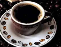 品尝感悟黑咖啡 黑咖啡是不加任何修饰的咖啡