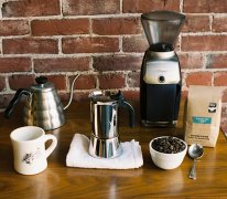 怎么用摩卡壶制作咖啡 摩卡壶操作方法和流程