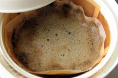 102咖啡滤纸在美式滴滤咖啡壶中的应用