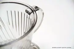 滤杯的讲究 手冲咖啡器皿滤杯的不同形状不同作用