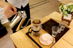 过滤纸滴漏 手冲咖啡 如何手冲咖啡 怎样制作过滤纸滴漏咖啡