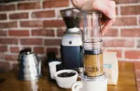 Aeropress爱乐压咖啡压滤器爱乐压Aeropress制作咖啡的使用方法