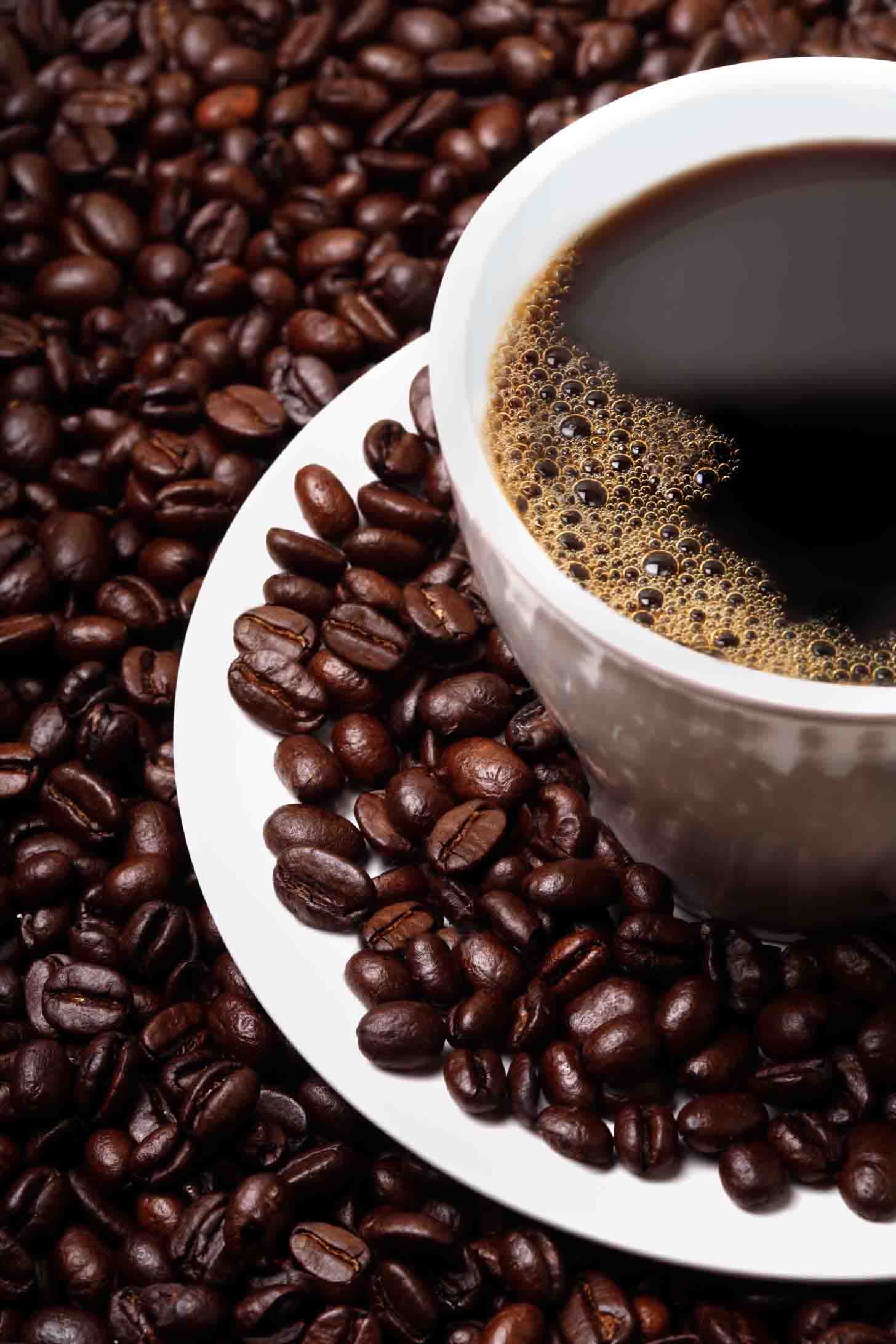 萃取意式咖啡和使用虹吸手冲等制作方式不同制作意式咖啡 意式拼
