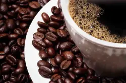 萃取意式咖啡和使用虹吸手冲等制作方式不同制作意式咖啡 意式拼