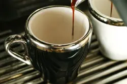 咖啡illy咖啡新鲜度意式拼配咖啡豆打奶泡意式咖啡机