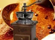讲解咖啡豆的研磨器具：磨豆机