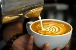 咖啡拉花-- 打奶泡怎么打