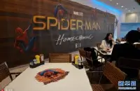 日本“蜘蛛侠”咖啡馆开业 仅营业两周