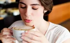 如何通过喝咖啡看出一个人的个性？