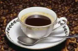 咖啡因可提高记忆力，增强其活动