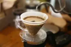 手冲咖啡很简单，揭开神秘的专业手冲咖啡技巧！