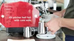 打奶泡技巧 从历史渊源到牛奶特性到手把手教程 教你完美“打泡”