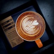 全自动咖啡机和半自动咖啡机哪个好用、咖啡机特点介绍