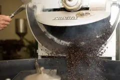 咖啡烘焙与咖啡养豆时间的关系 热风或半直火烘焙咖啡豆怎么养豆