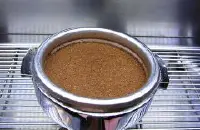 咖啡理论知识：咖啡萃取通道效应原理 咖啡通道效应对粉饼的影响
