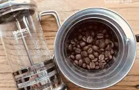 法压式滤壶的使用方法教程 品尝法压壶咖啡的趣味与奥妙-