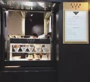 上海小众咖啡馆- FishEye Cafe机器化手冲咖啡机 30平米小咖啡馆