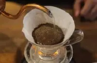 手冲咖啡技巧 | 手冲咖啡是否要冲外围的粉呢？