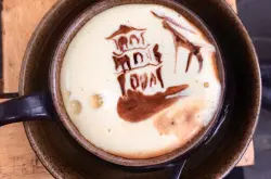 河内古街咖啡文化：咖啡放入陶瓷壶以蛋黄取代炼乳