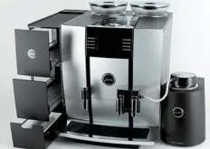顶级咖啡机什么牌子好有什么特点 高端咖啡豆制作咖啡解决方案